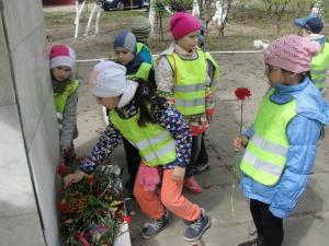 Экскурсия к обелиску, 04.05.2017г